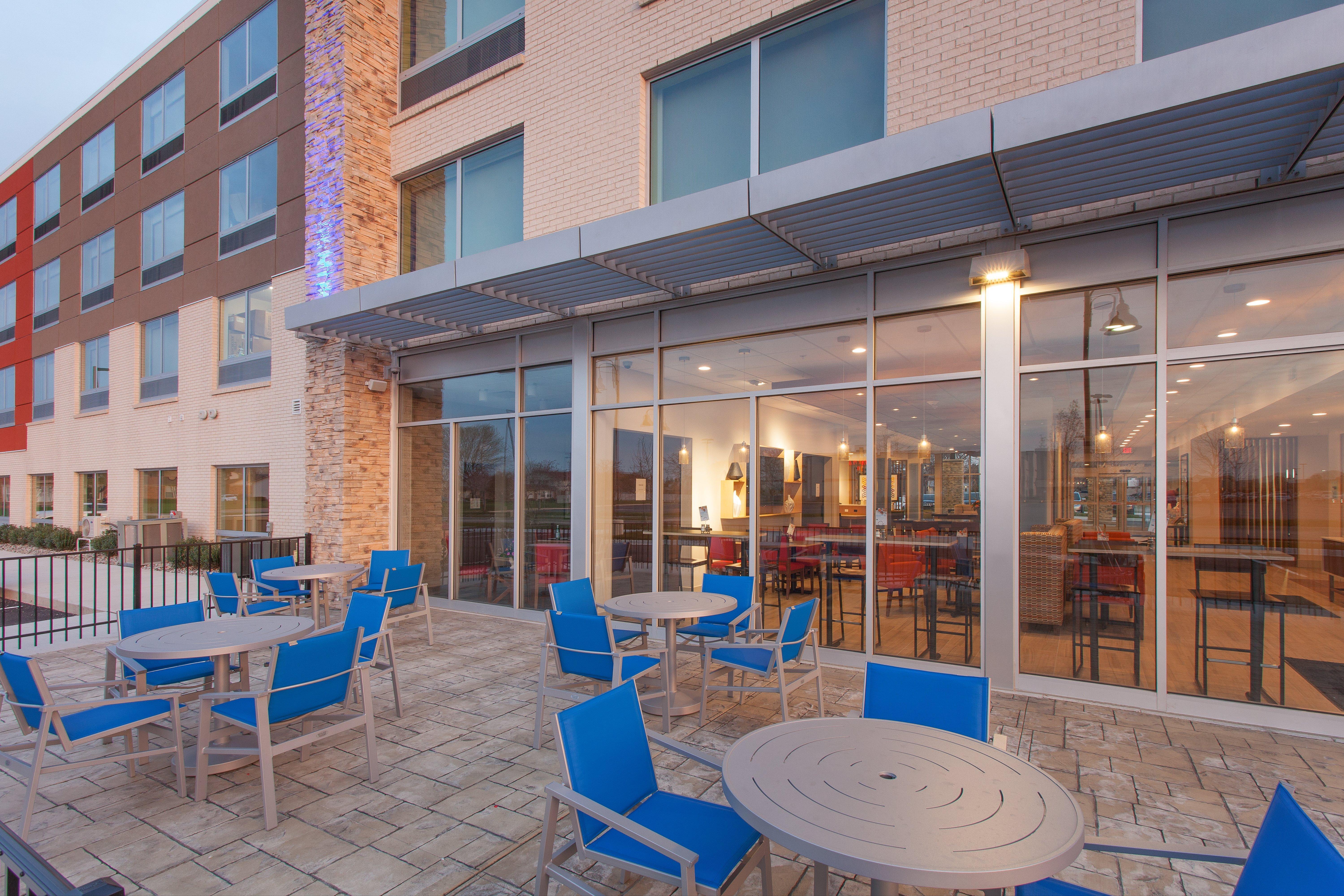 Holiday Inn Express & Suites - Sterling Heights-Detroit Area By Ihg Ngoại thất bức ảnh